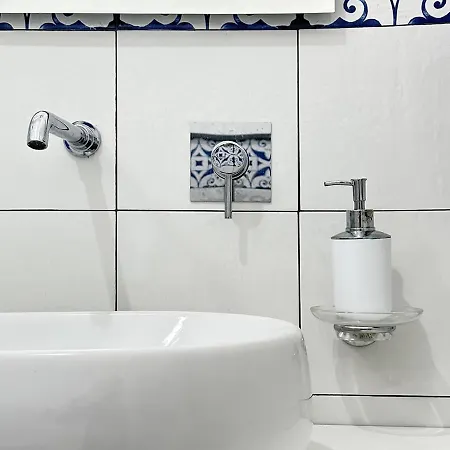 Pomice - Canneto Blu *